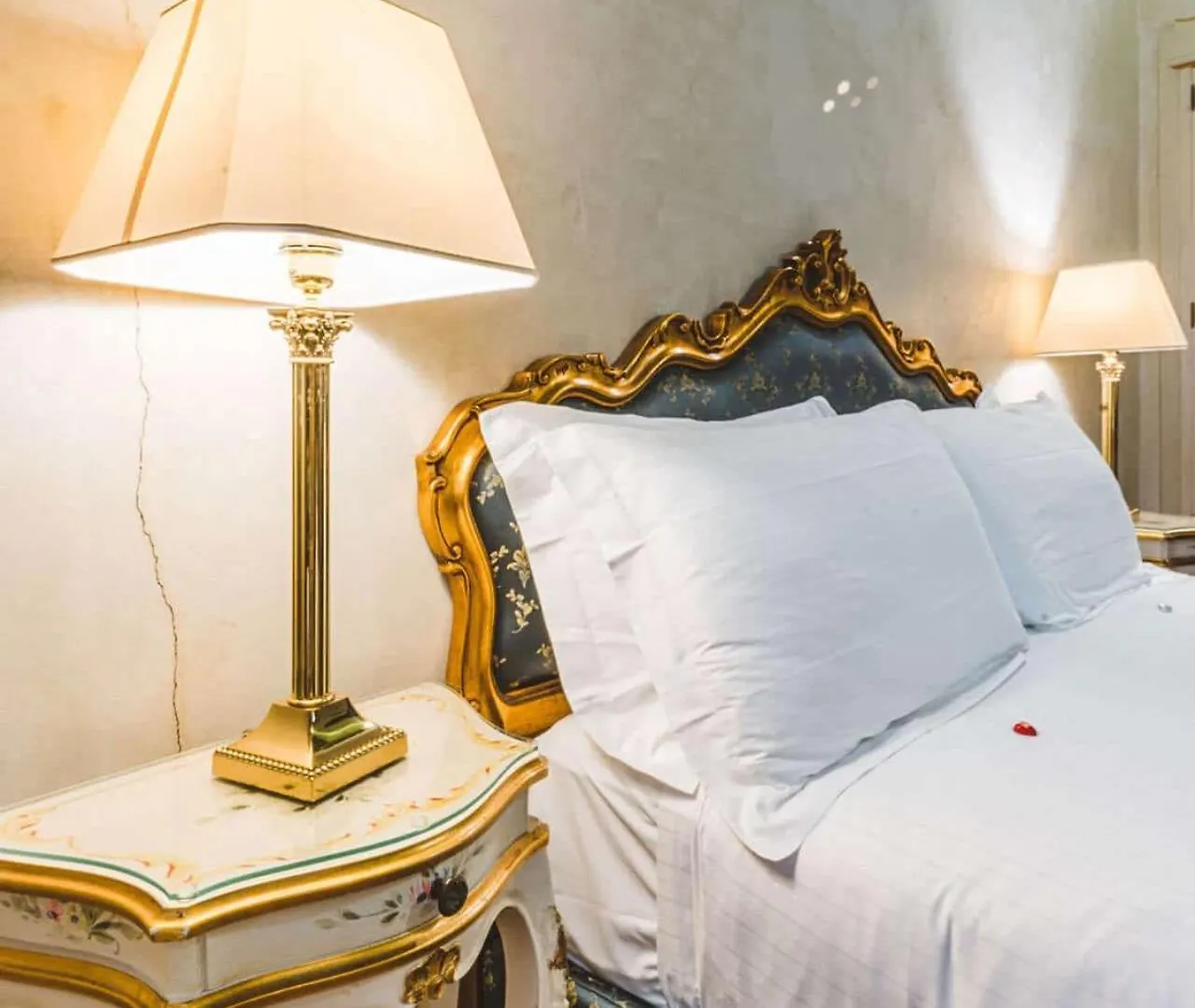 Ca' Amadi Bed & Breakfast Venice Italy