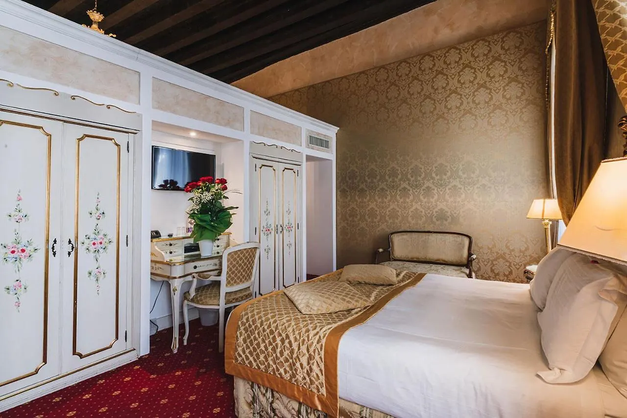 Ca' Amadi Bed & Breakfast Venice 3*,  Italy