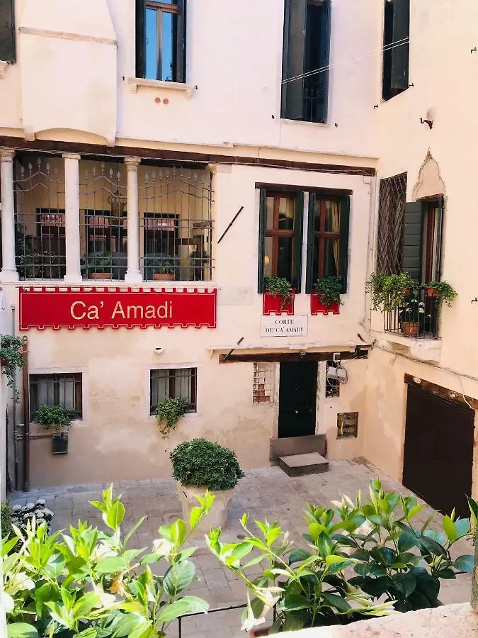 Ca' Amadi Bed & Breakfast Venice