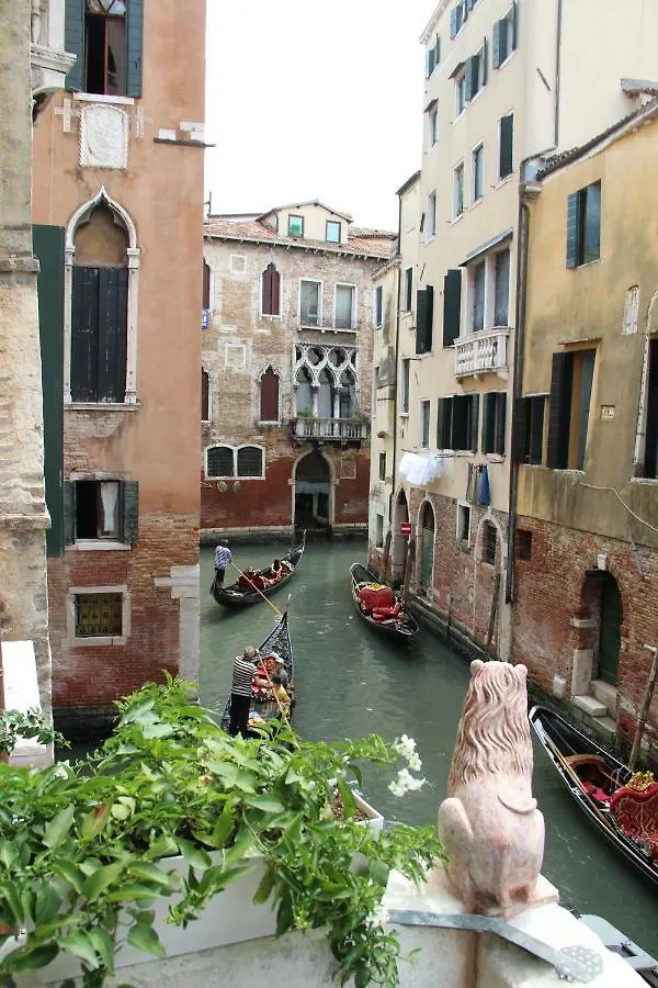 Ca' Amadi Bed & Breakfast Venice Italy