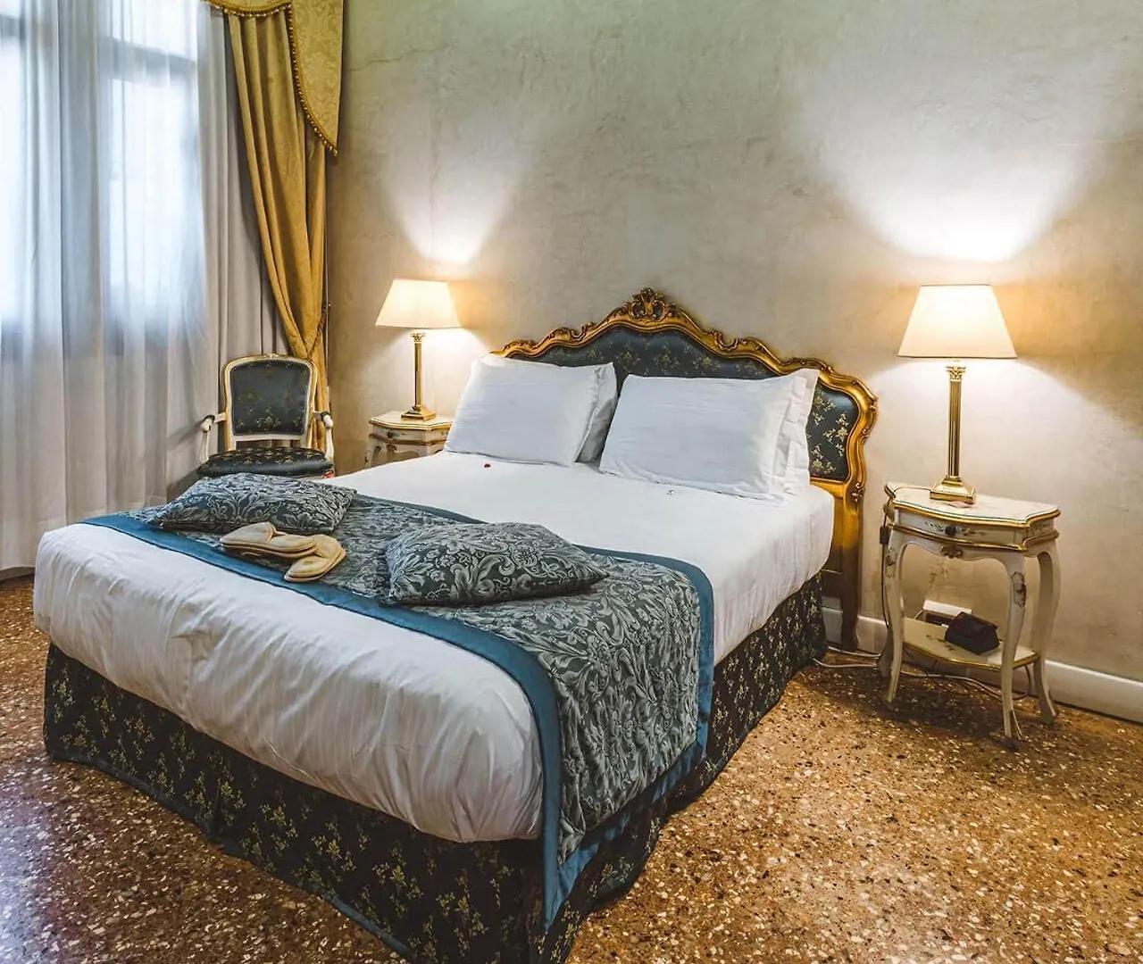Ca' Amadi Bed & Breakfast Venedik